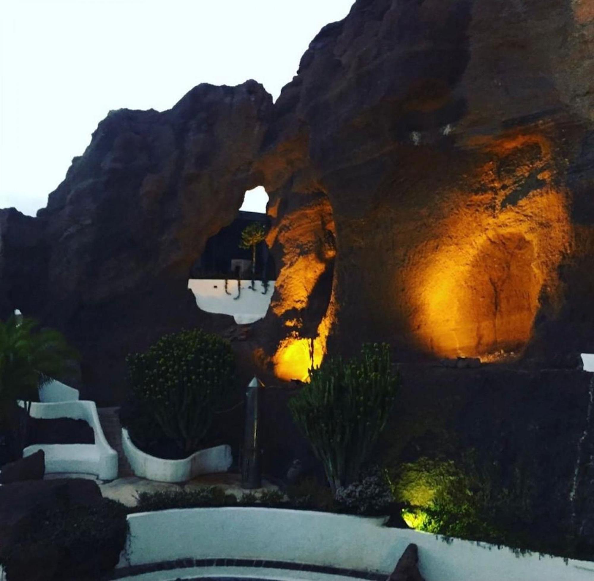 Apartamento Ancla II Old Town & Playa Chica ปูแอร์โตเดลคาร์เมน ภายนอก รูปภาพ